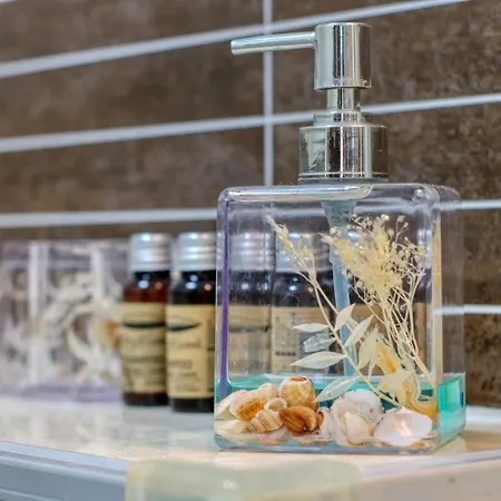 Refugiu Linistit In Baneasa דירה