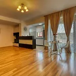 Refugiu Linistit In Baneasa Apartmán