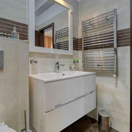 Apartment Refugiu Linistit In Baneasa Bucharest