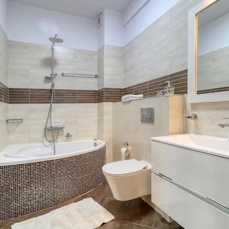 Refugiu Linistit In Baneasa * Bucharest