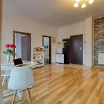 Refugiu Linistit In Baneasa Βουκουρέστι
